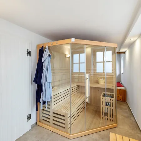 In Korbach Nahe Skigebiet Willingen, Cleaning Included Eppe